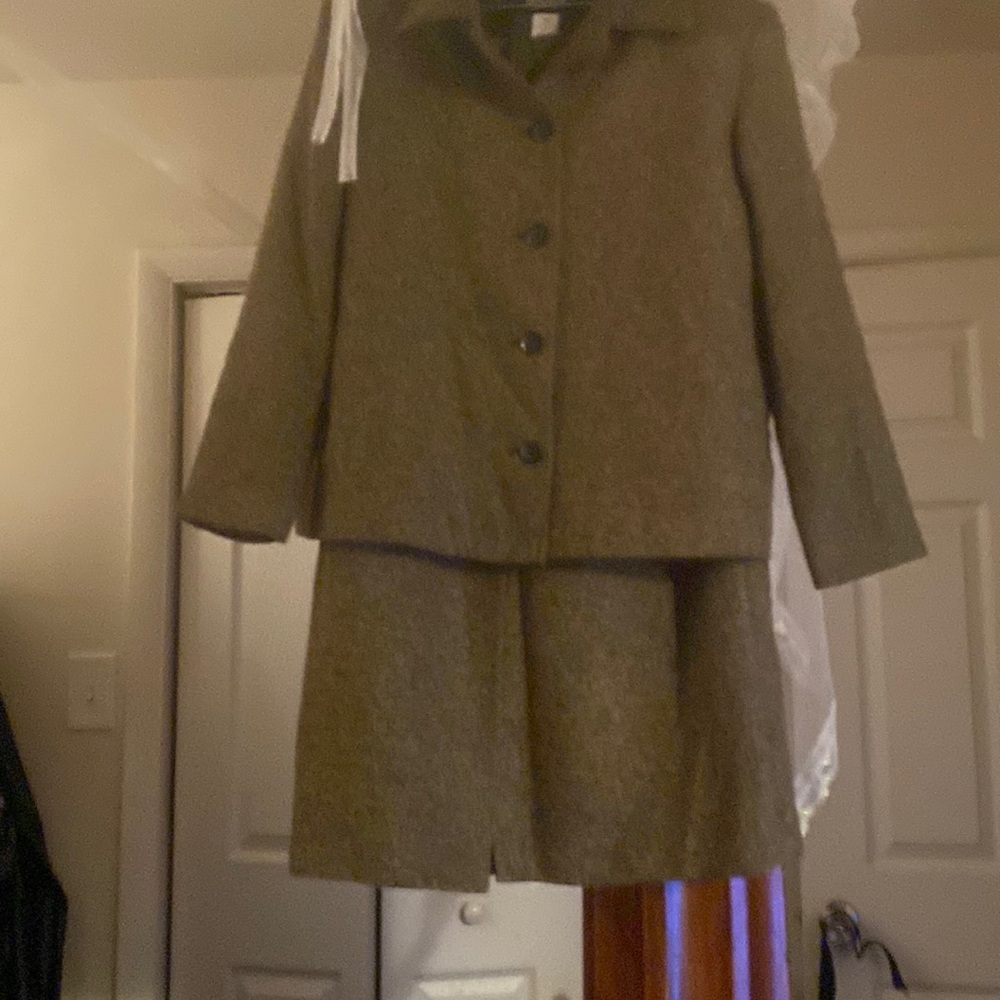 Tweed 2 PCs skirt set brown